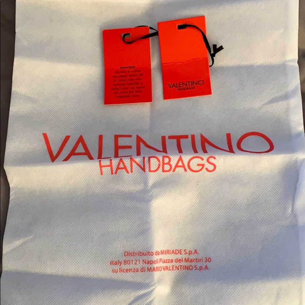 Designer Handbag - Picture 7 of 11